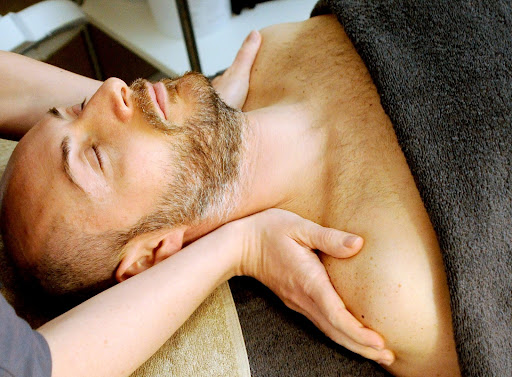 Can Massage Spas Aid Sleep Quality and Relaxation for Construction Workers